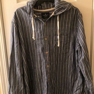 Men’s American eagle button up with hood